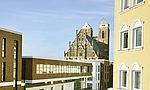 Blick auf Therapiezentrum ...